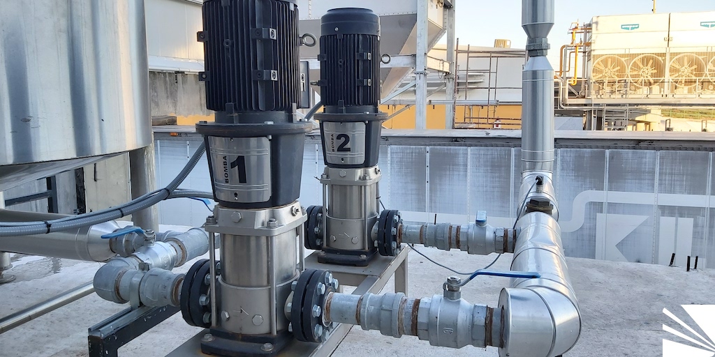 Calentador de agua de 5,000 litros